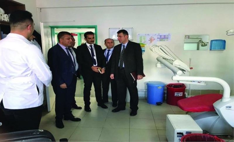 Müdür Sünnetçioğlu, Çaldıran Devlet Hastanesi'nde incelemelerde bulundu