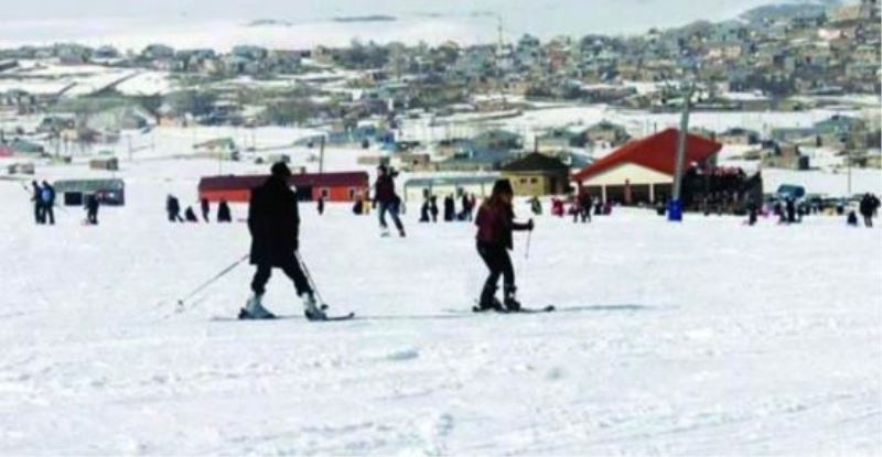 Abalı’da kayak sezonu sürüyor
