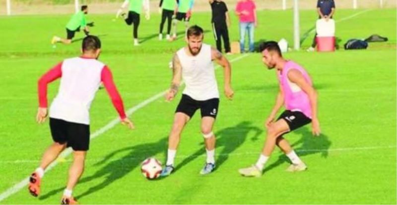 B.Vanspor hazırlık maçlarına devam ediyor