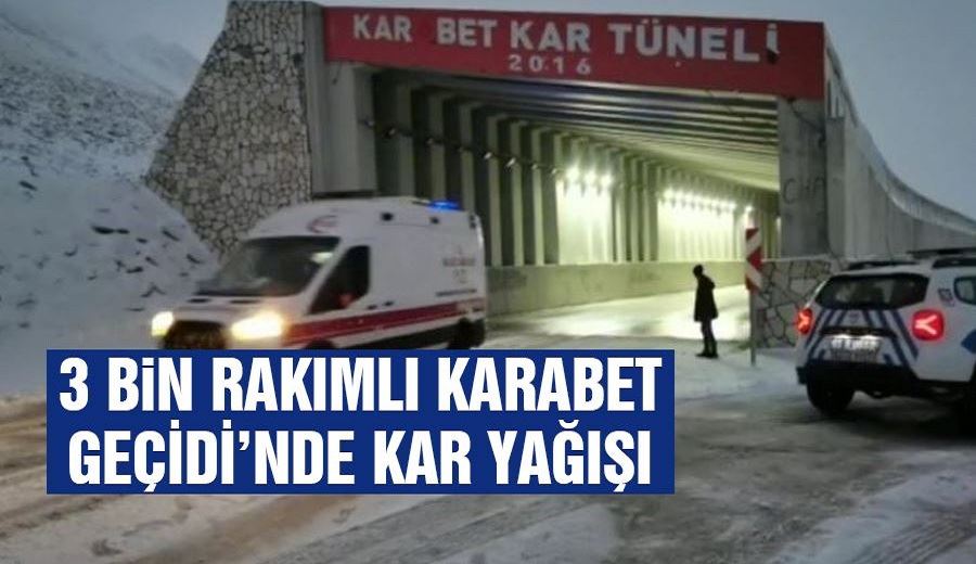 3 bin rakımlı Karabet Geçidi’nde kar yağışı