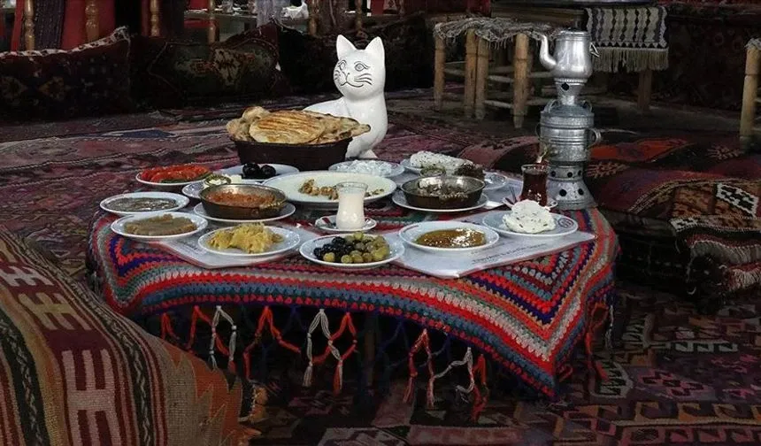 Van Kahvaltısı Nasıl Bu Kadar Ünlü Oldu? 50 Yıllık Gelenek Bugün Bir Dünya Markası