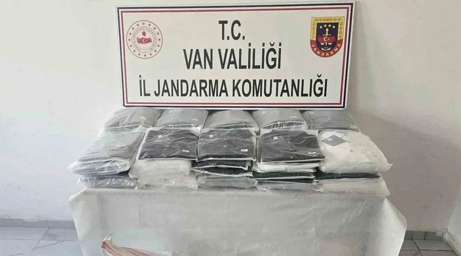 Van’da 3 milyon TL değerinde kaçak malzeme ele geçirildi