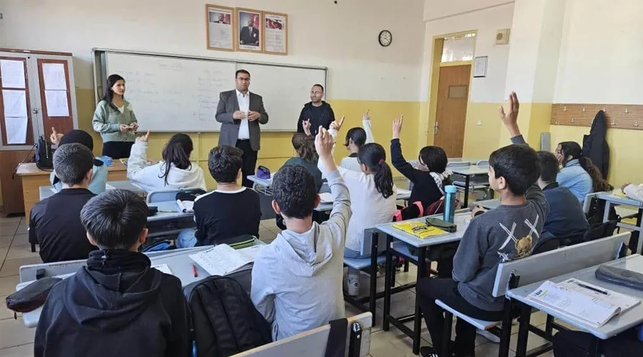 Edremit İlçe Milli Eğitim Müdürü Doğan Nurses, DYK Merkezleri ve Anaokulunda İncelemelerde Bulundu