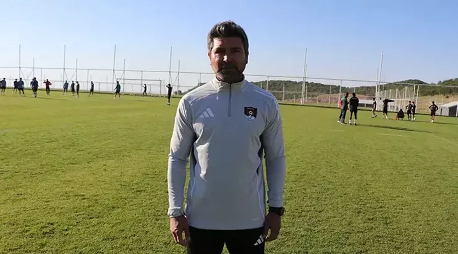 Hakan Kutlu Vanspor'dan Ayrıldı: "Düşük Bütçeli Takımlarda Mücadele Çoğu Zaman Karşılık Bulmuyor"