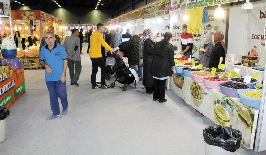 Yöresel ürünler fuarı yoğun ilgi gördü