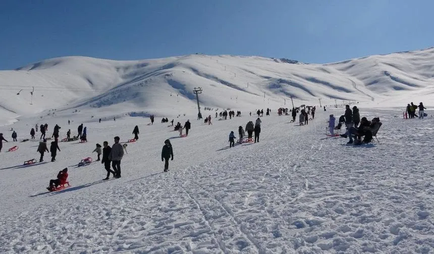 Abalı Kayak Merkezi’ne yoğun ilgi