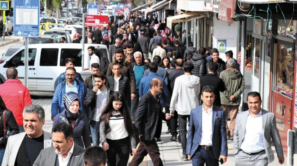 Van ilk evlenme yaş farkında 71. sırada