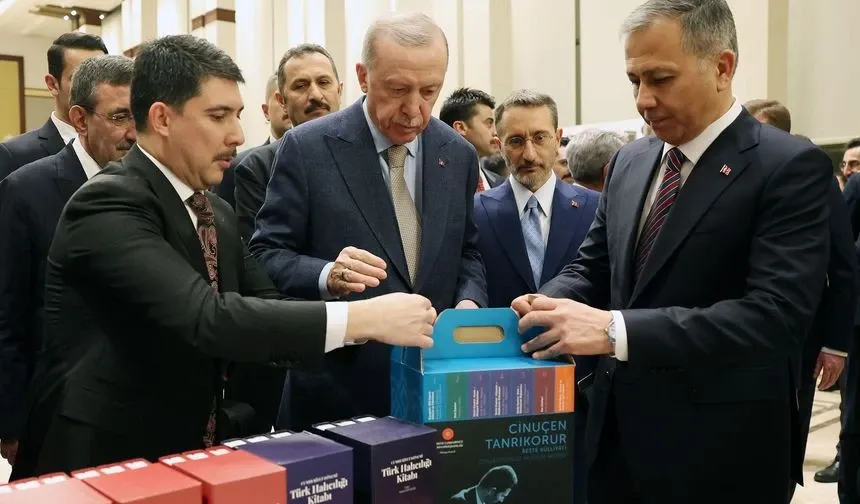 Van YYÜ Külliye’deki Ramazan Kitap Günleri’nde…