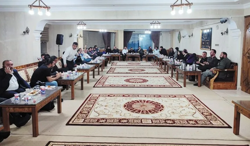 Gazeteciler dayanışma programında bir araya geldi