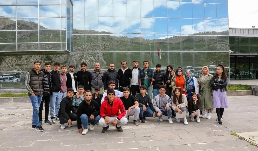 Büyükşehir Belediyesi, öğrencileri müze ile buluşturdu