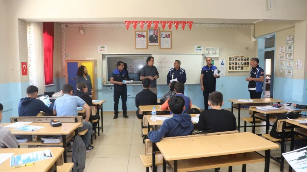 İnci Kefali İçin Broşürlü Bilinçlendirme Kampanyası