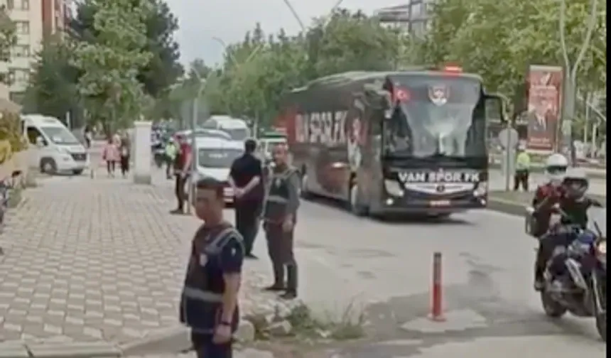 Vanspor Kafilesi Yoğun Güvenlik Önlemleriyle Elazığ’da