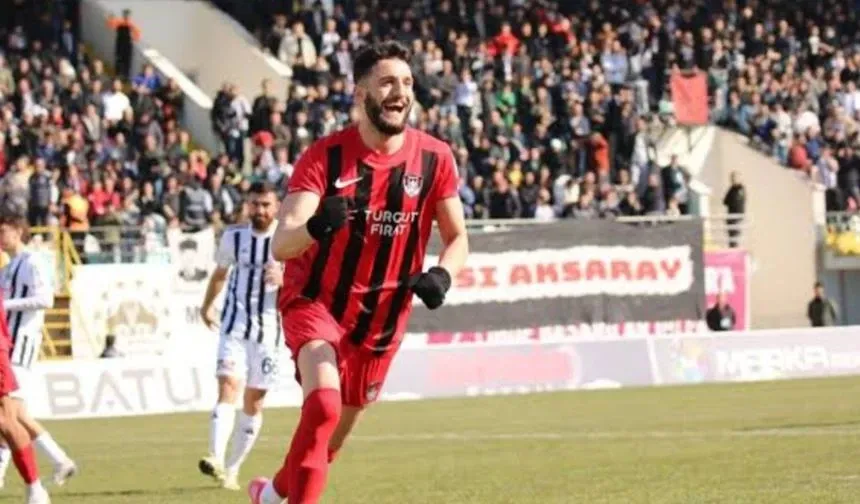 Vanspor’lu Okan Eken gol kralı oldu