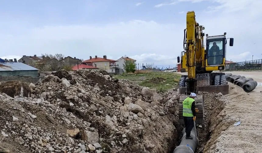 Büyükşehir Belediyesi Yol ve Altyapı Çalışmalarını Aralıksız Sürdürüyor