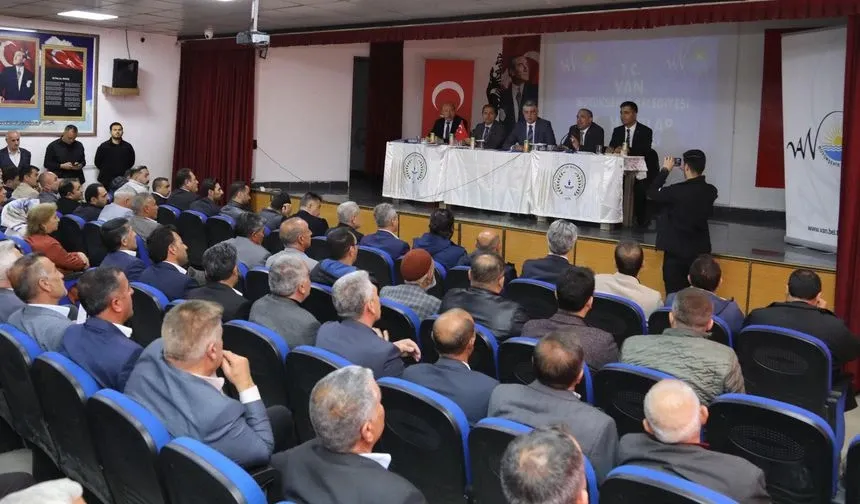 Muhtarlar toplantısı Saray ve Özalp