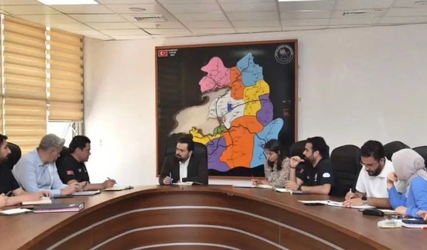 Van’da Sağlık Zirvesi: Hizmet Kalitesi ve Yatırımlar Masaya Yatırıldı