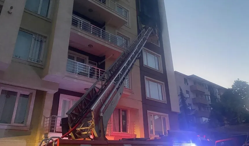 Van’da 7 Katlı Binada Yangın Paniği!
