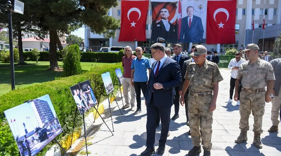 Van Valisi Balcı