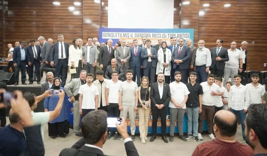 AK Parti Van Teşkilatı Danışma Meclisi Toplandı: 
