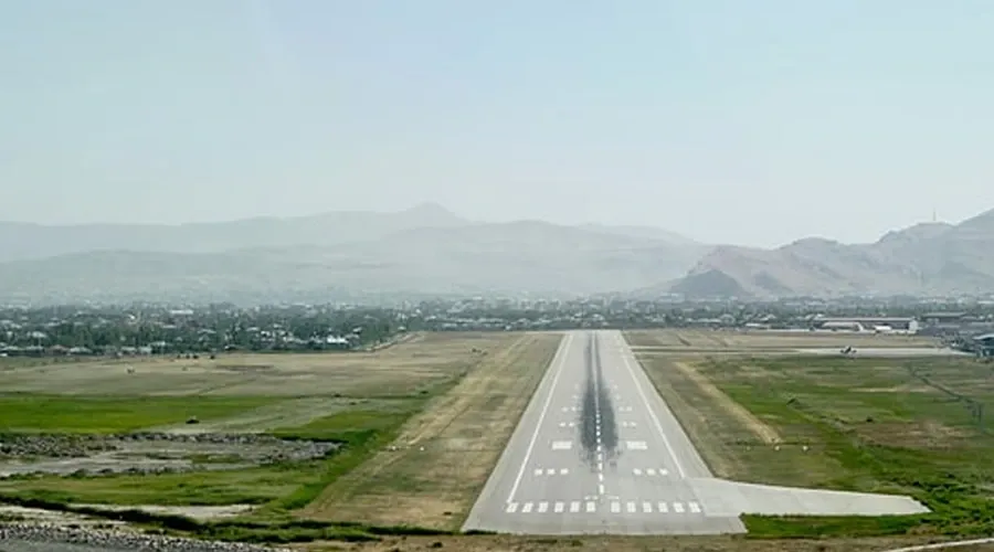 Van Ferit Melen Havalimanı