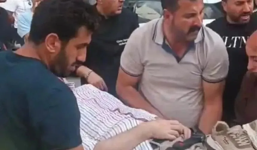 Van’da Aracının İçinde Bayılan Sürücü Hastaneye Kaldırıldı