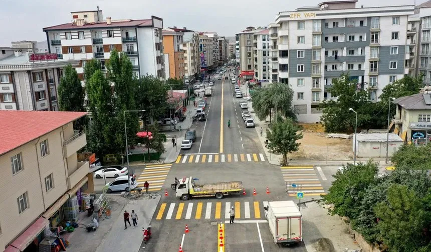 Van’da Eski Cezaevi Caddesi Yenilenerek Trafiğe Açıldı