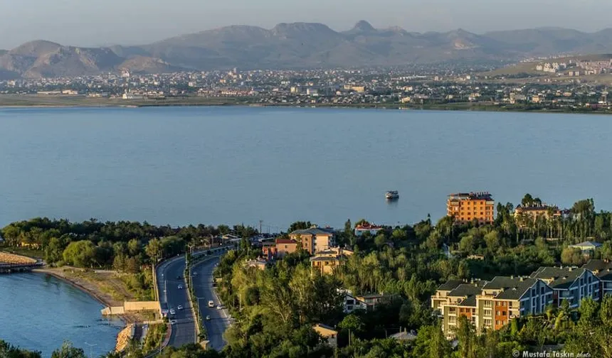 Öğrenciler için 20 il incelendi: Kira fiyatlarında Van 8. sırada!