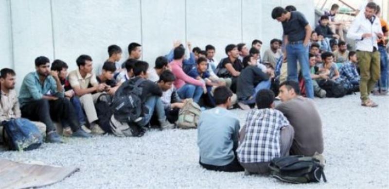101 kaçak göçmeni Mehmetçik kurtardı