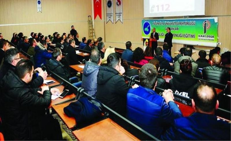 YYÜ'de kadroya alınan çalışanlara eğitim verildi