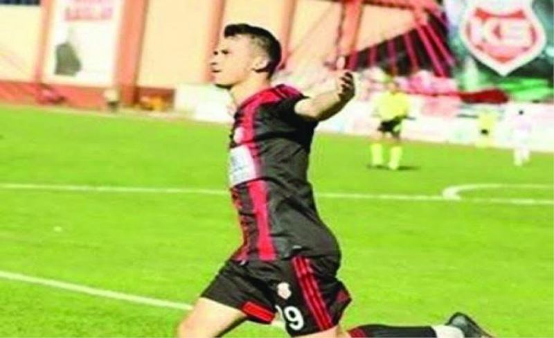 B.Vanspor, Golcü Batuhan’ı renklerine bağladı