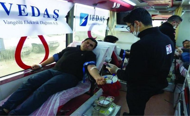 VEDAŞ çalışanlarından Kızılay’a kan bağışı…