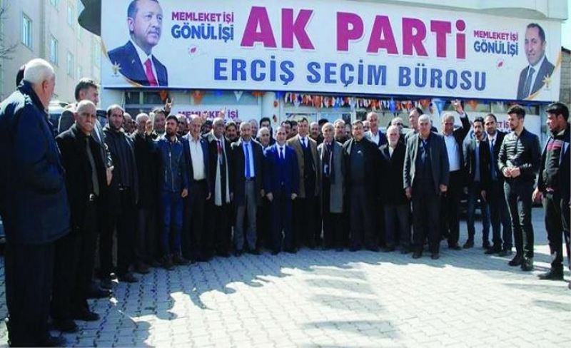 MHP'den, AK Parti Erciş seçim bürosuna ziyaret...
