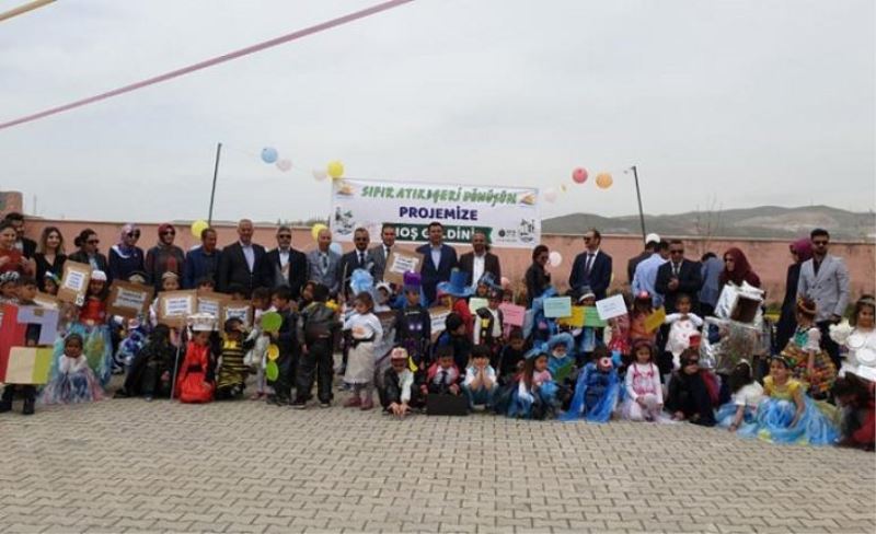 Anaokulu öğrencileri geri dönüşüme hayat verdi