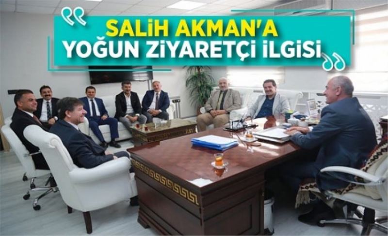 Salih Akman'a yoğun ziyaretçi ilgisi