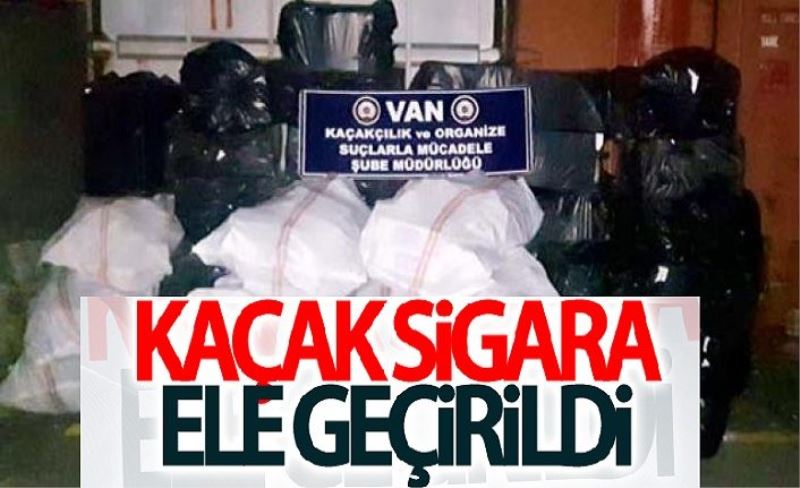 Şüpheli minibüste 34 bin 400 paket kaçak sigara ele geçirildi