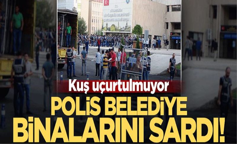 Diyarbakır ve Van Büyükşehir Belediye binalarında geniş güvenlik önlemleri alındı