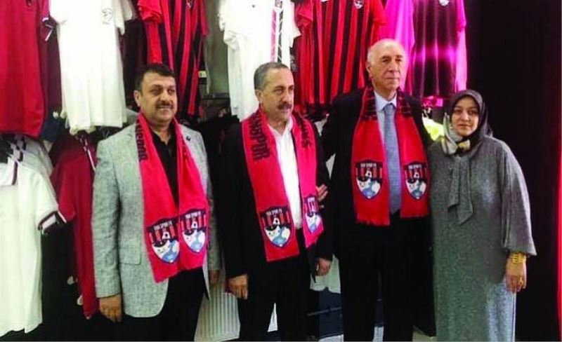 Vekillerden Vanspor Store’ye ziyaret…