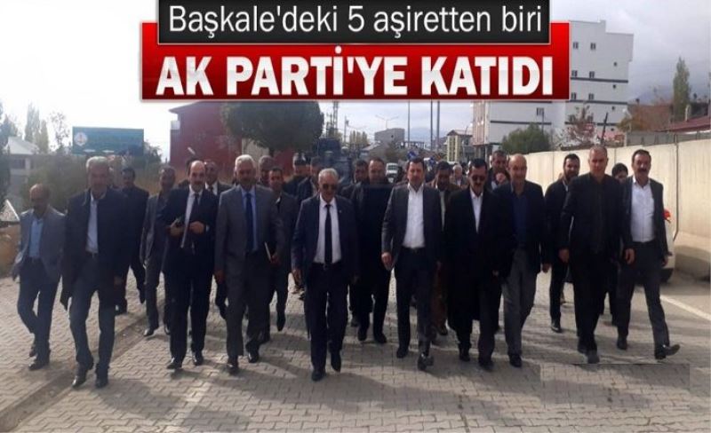 Başkale'deki 5 aşiretten biri AK Parti'ye katıldı