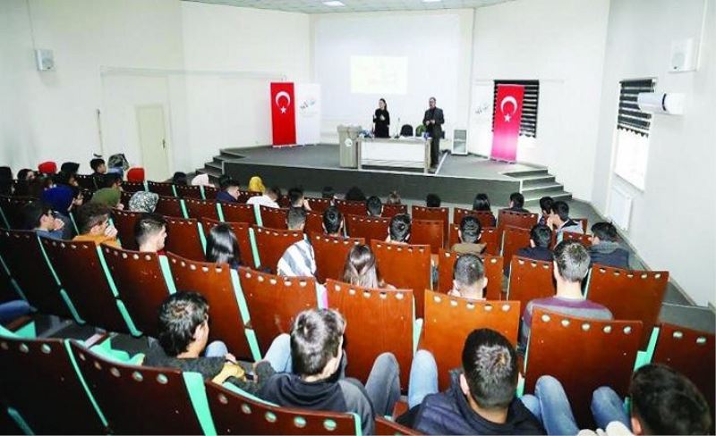 Stajyer öğrencilere ‘iş sağlığı ve güvenliği’ eğitimi