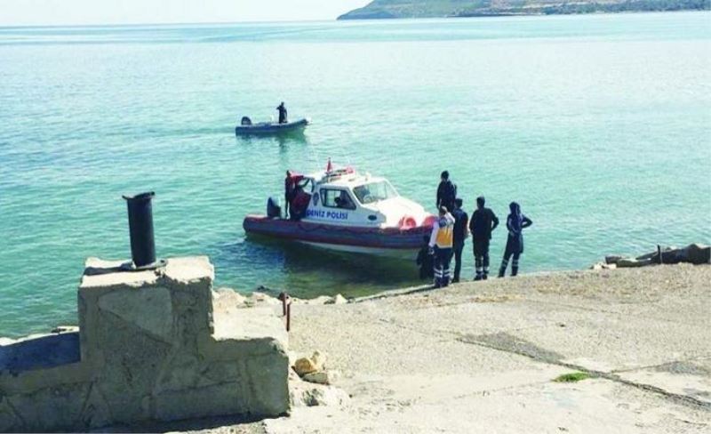 Van Gölü’ne düşen mülteciyi polis kurtardı