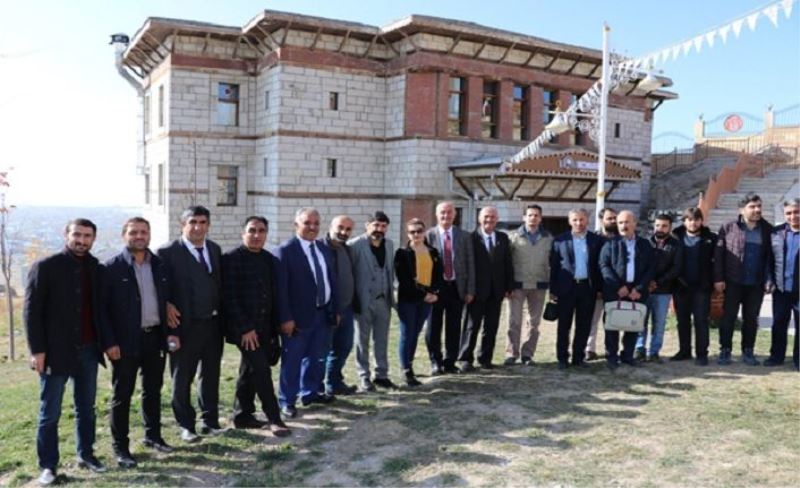 Başkan Akman: Tuşba’da çok güzel projeler hayata geçecek