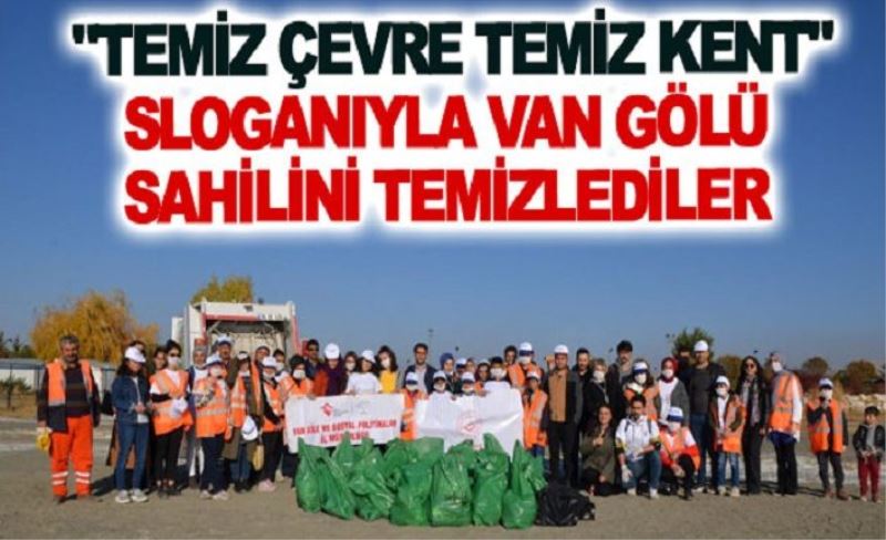 Çocuklar, Van Gölü sahilini temizlediler