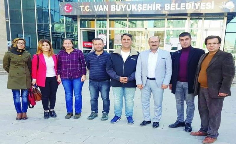 VANSET üyelerinden, Büyükşehir Belediyesi’ne ziyaret…