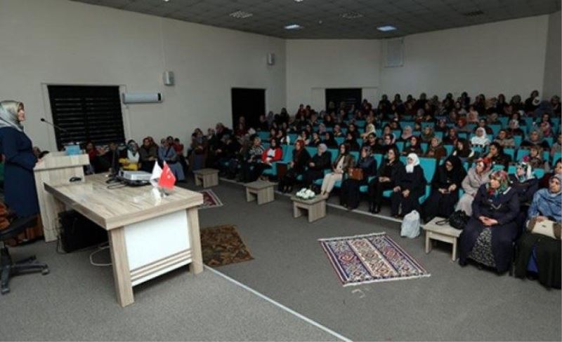 Meral Bilmez, ‘Gönülden Gönüle Dost Sohbetleri’ etkinliğine katıldı