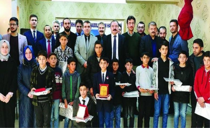 Tuşba'da, Kur’an-ı en iyi okuyanlar yarışma sonucu belirlendi
