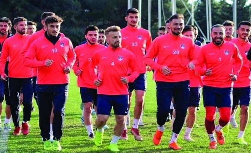 Vanspor hazırlık maçlarına çıkıyor