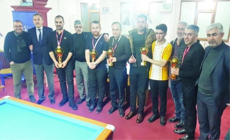 Bilardo müsabakasında dereceye girenler belli oldu