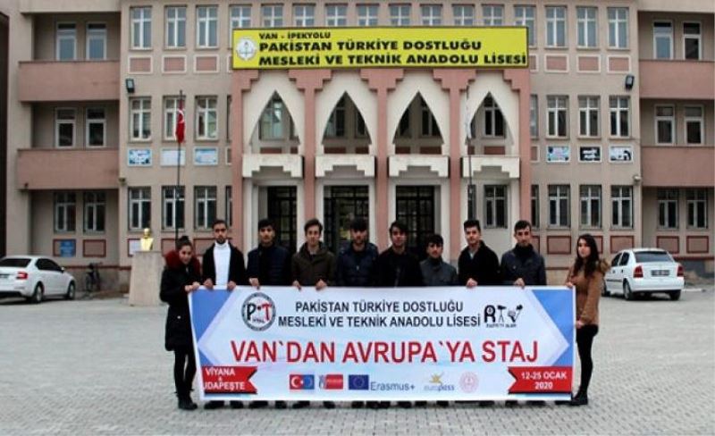 Vanlı 10 öğrenci Avusturya ve Macaristan’da staj yapacak