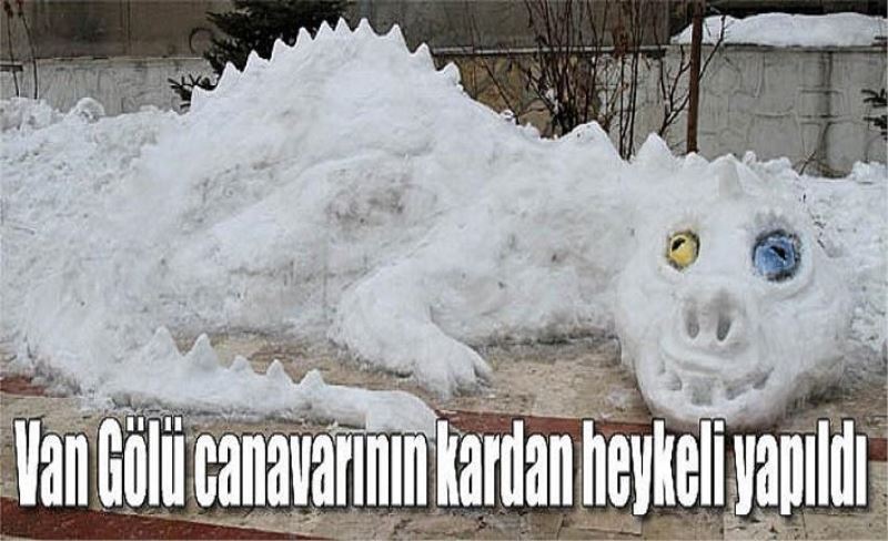 Van Gölü canavarının kardan heykeli yapıldı