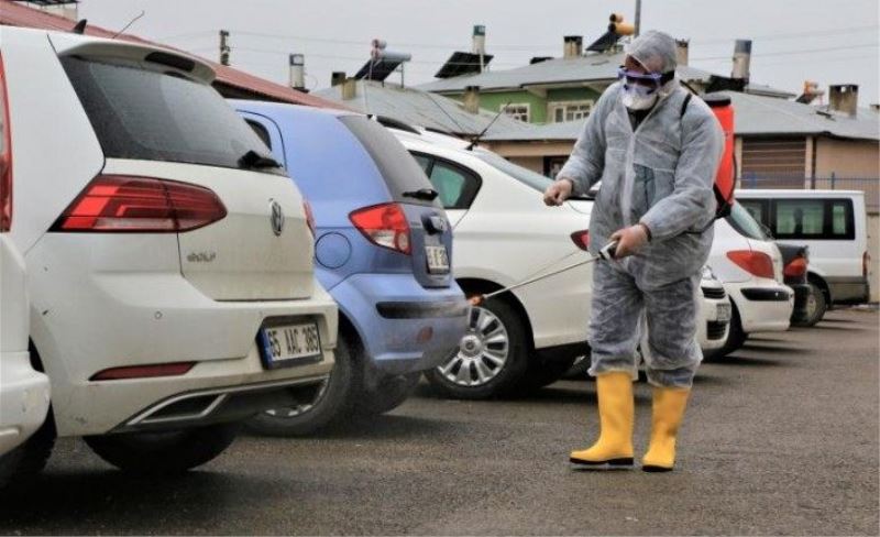 Tuşba'da dezenfekte çalışmaları sürüyor